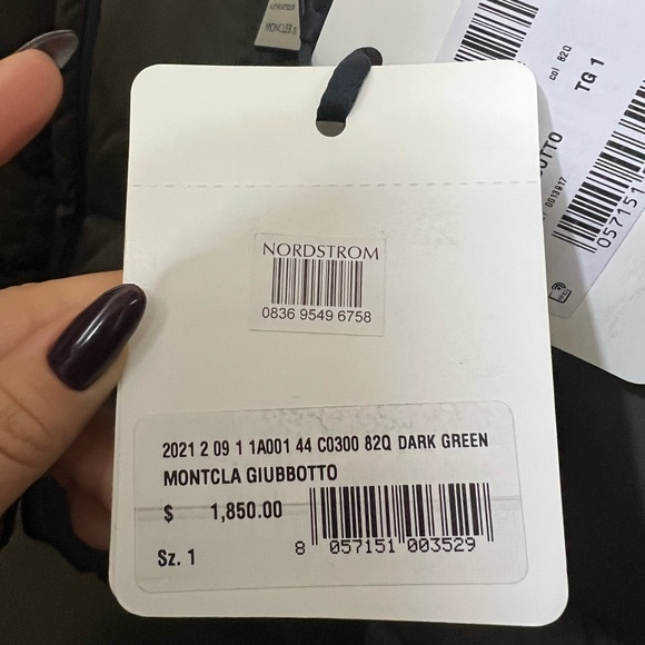 Moncler Montcla Puffer Jacket - Picture 16 of 16